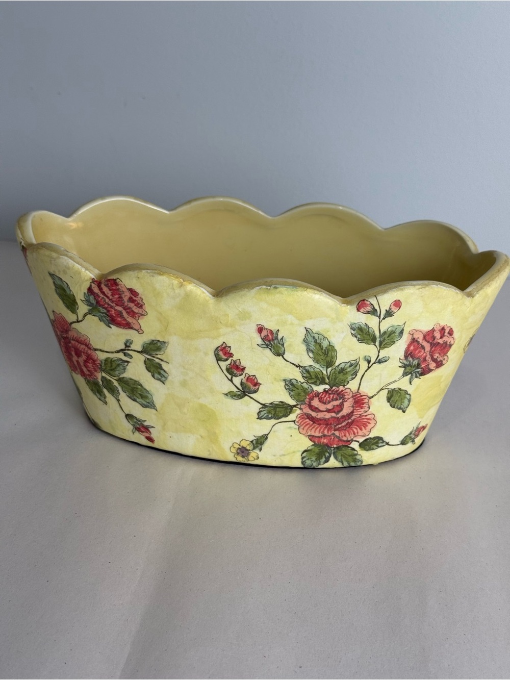 Vintage Scalloped Planter with Rose Buds and Green Leaf Vine Pattern